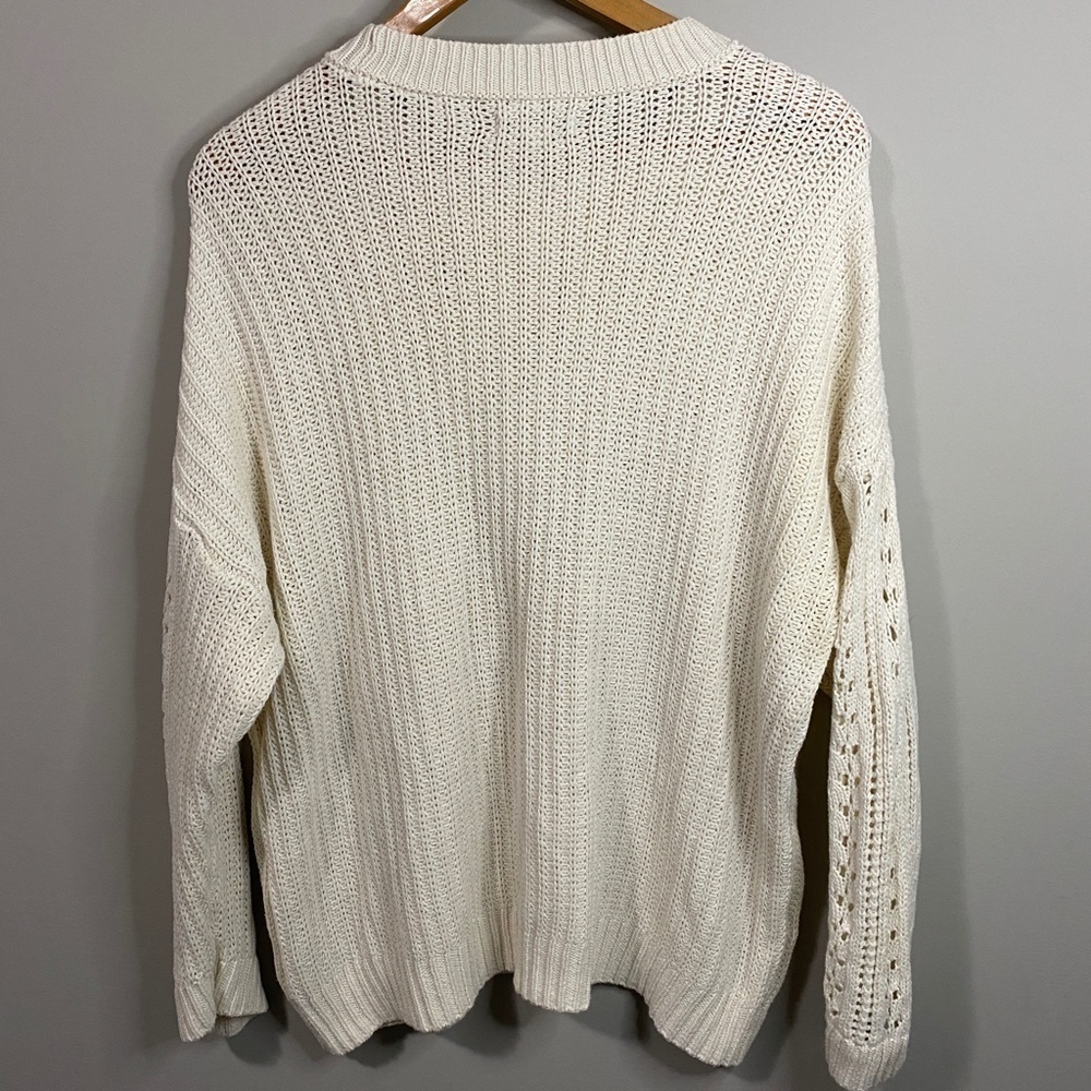 American Eagle Women's Cream Crochet Sweater Size‎ Large - Picture 4 of 11